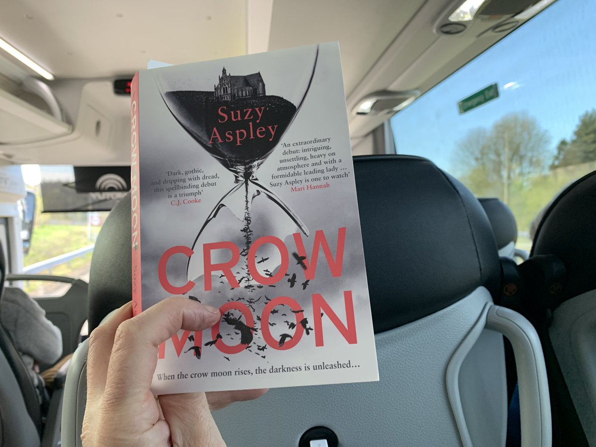 On the bus to Glasgow. I started Crow Moon by @writer_suzy yesterday. It’s got me by the throat, so it has. @OrendaBooks