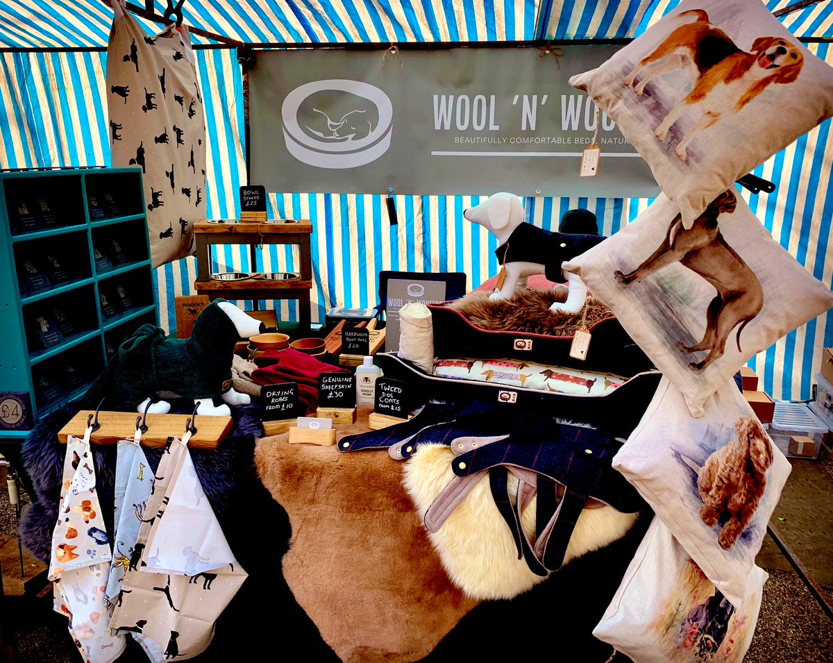 woolnwoofers's tweet photo. Good morning! It’s a lovely sunny morning here in Lincoln’s beautiful St Paul in the Bail. Please pop along and say hello if you’re in the area today! We’re here until 5pm!

#lincoln #lincsconnect #pets #bailgate #crafts https://t.co/7tsMz5CnlM