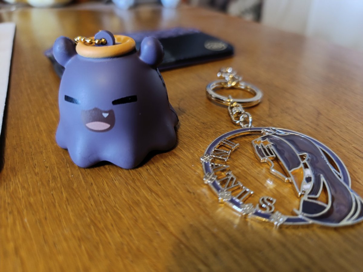 DaraenGora's tweet photo. I got Ina's merch today!! ๐๐
#3rdinapact #TAKOTIME https://t.co/wI45OfewRI