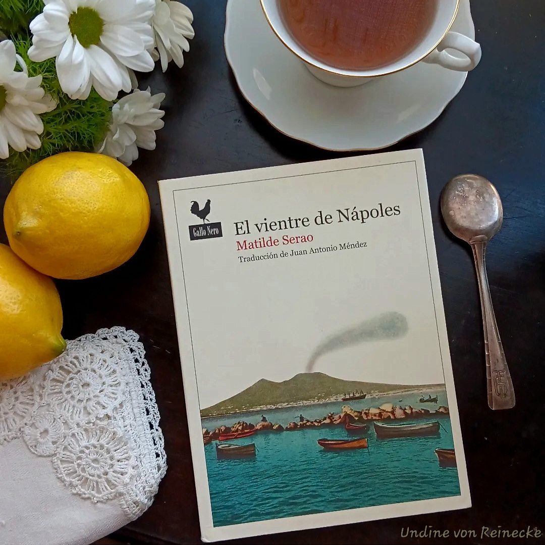 📚 @deUndine En una nueva etapa de su viaje literario, 'La vuelta al mundo en doce libros' llega a Nápoles y reseña el libro, 📖El vientre de Nápoles de la escritora italiana 🖋️ Matilde Serao (1857-1927) por desgracia, muy poco conocida aquí... Leer 👉 lecturasdeundine.blogspot.com/2024/04/resena…