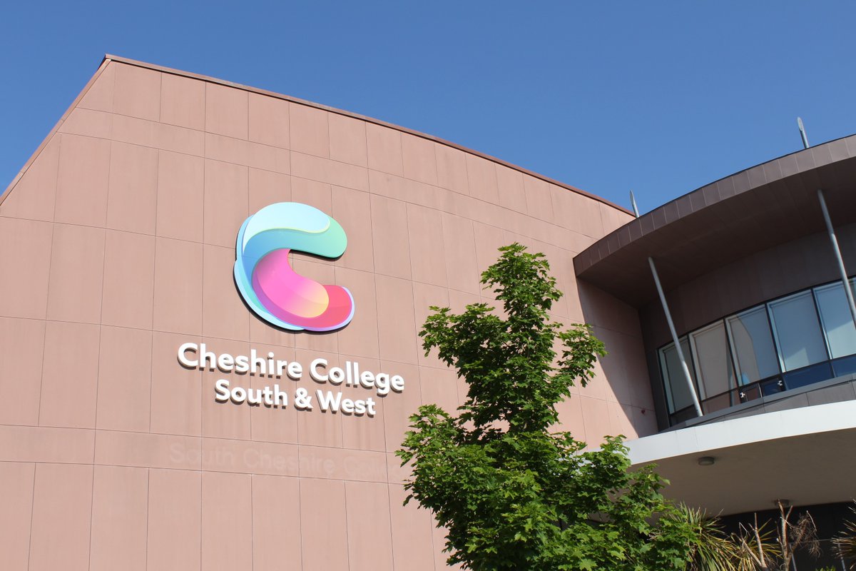 We're Hiring 👉 Higher Education Community Engagement Officer 💸 £25,205 – £28,282 p.a p.r ✍️ Fixed term until March 2025 🕘 37 hrs per week – Part Year working (38 weeks) 📍Crewe Campus Apply today at ccsw.ac.uk/work-for-us/