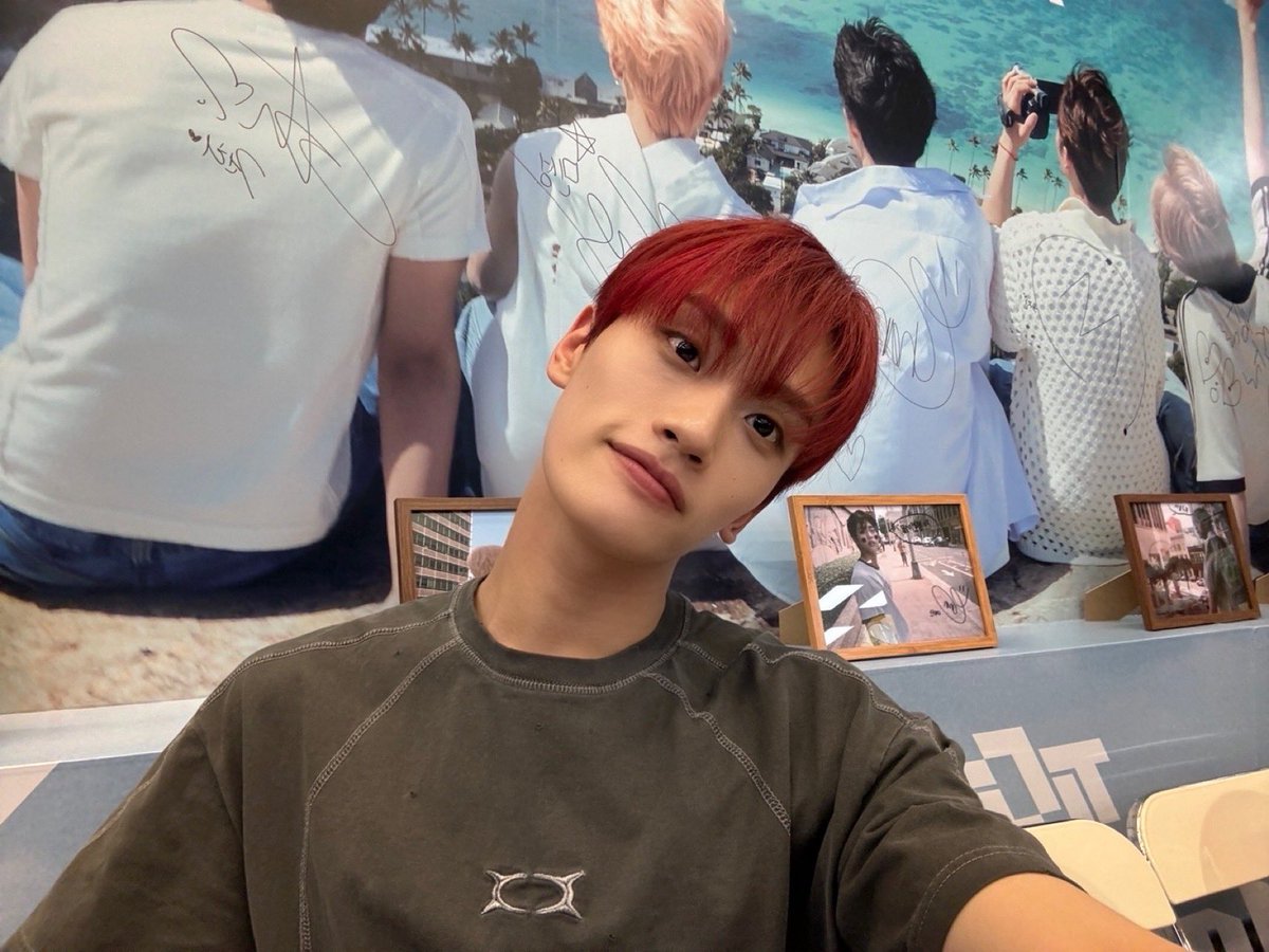 TIOT_NOW's tweet photo. [#준현]
크로플 먹으러 왔어요? 나는 이제 괜찮아요...🥐

#금준현 #KUMJUNHYEON
#TIOT #티아이오티 
#Kick_START #ROCKTHANG https://t.co/z26M6S6di1