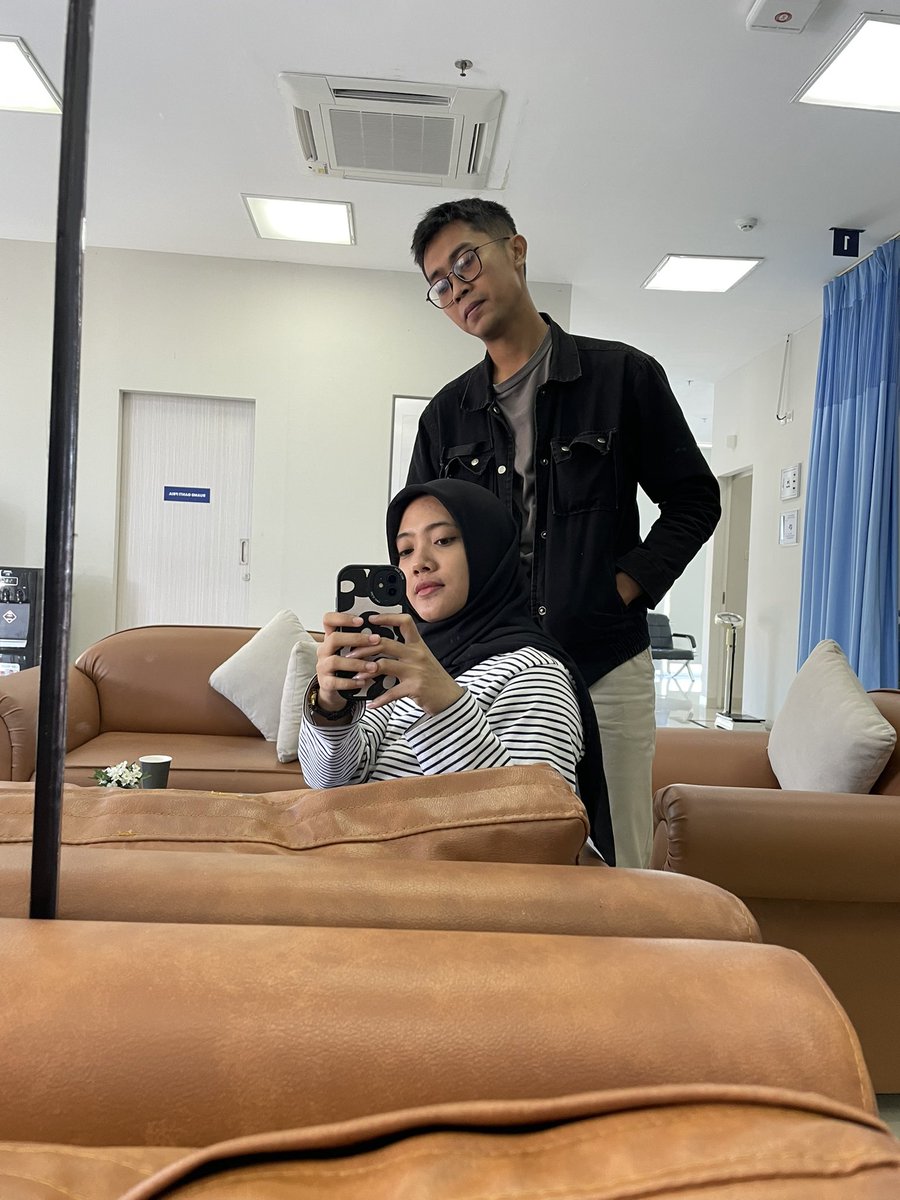 vikaelmiatin's tweet photo. my saturdate…. https://t.co/UrMSqin98w