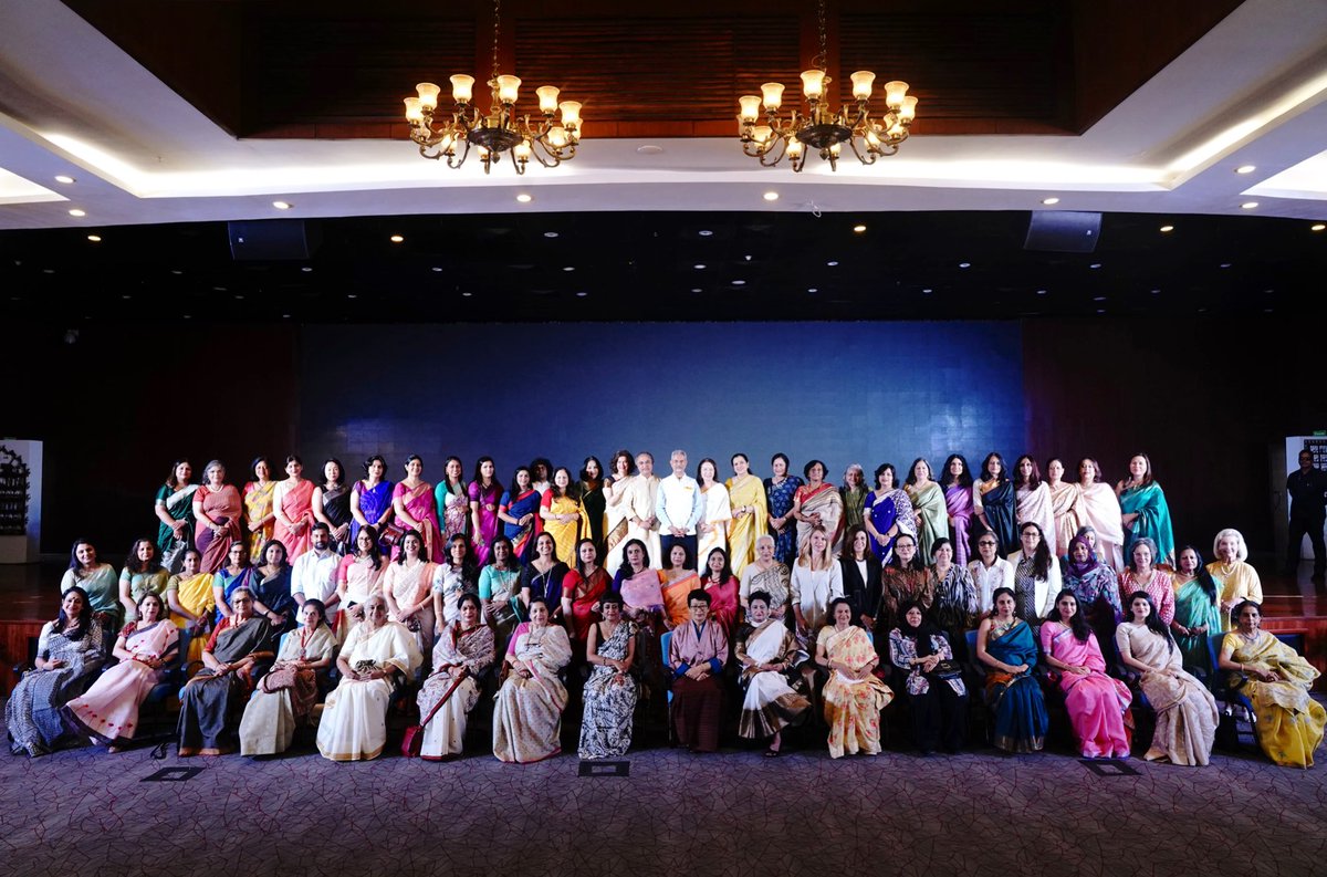 DrSJaishankar's tweet image. Pleased to participate in the launch of “Bridges Beyond Borders”, a coffee table book by the External Affairs Spouses’ Association. 

Spouses contribute so much to representing the nation abroad. The volume so nicely captures the life journey of those who serve beyond our…