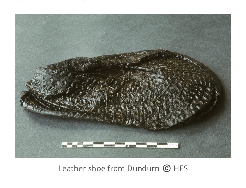 @MunroMoonwalker Dundurn is a sensational site! If you haven’t read it before here is the write up in the Perth and Kinross Research Framework. With some amazing images, like this leather shoe! scarf.scot/regional/pkarf…