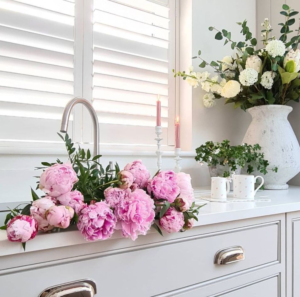Clement_Browne's tweet photo. If you've been thinking about beautiful, bespoke shutters for your home, then now is a wonderful time to embark on your journey with Clement Browne. 
 
We manufacture, supply, and fit bespoke window shutters and have done so since 2009. 

https://t.co/eEjgNyERmi
  
#shutters https://t.co/U92xUjRe9i