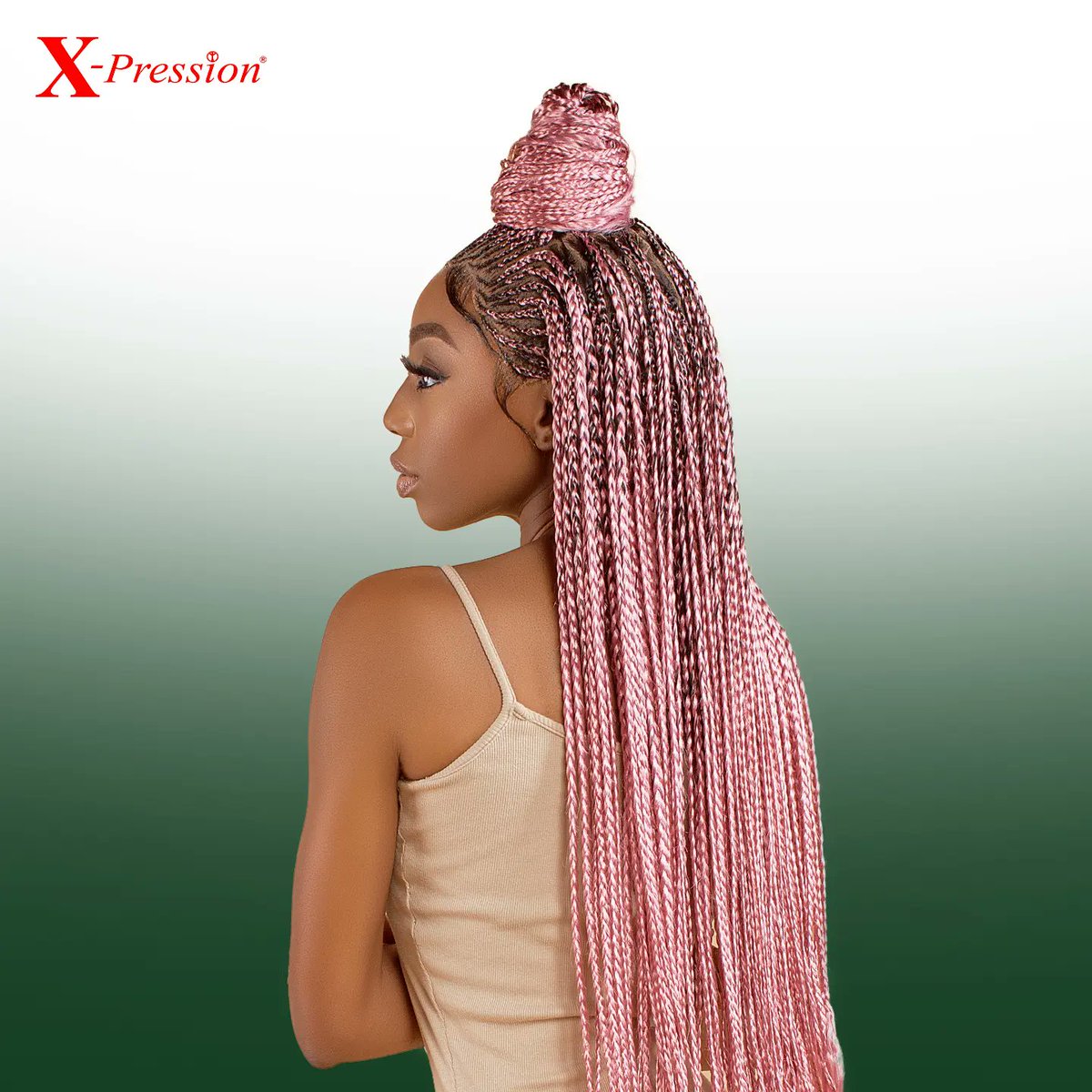 Transform your weekend look with the effortlessly chic RICH Braid - the epitome of style and sophistication. Whether you’re brunching with friends or strolling through the city, this braid adds an extra touch of glam to any ensemble. #xpression #xpressionhair #richbraid