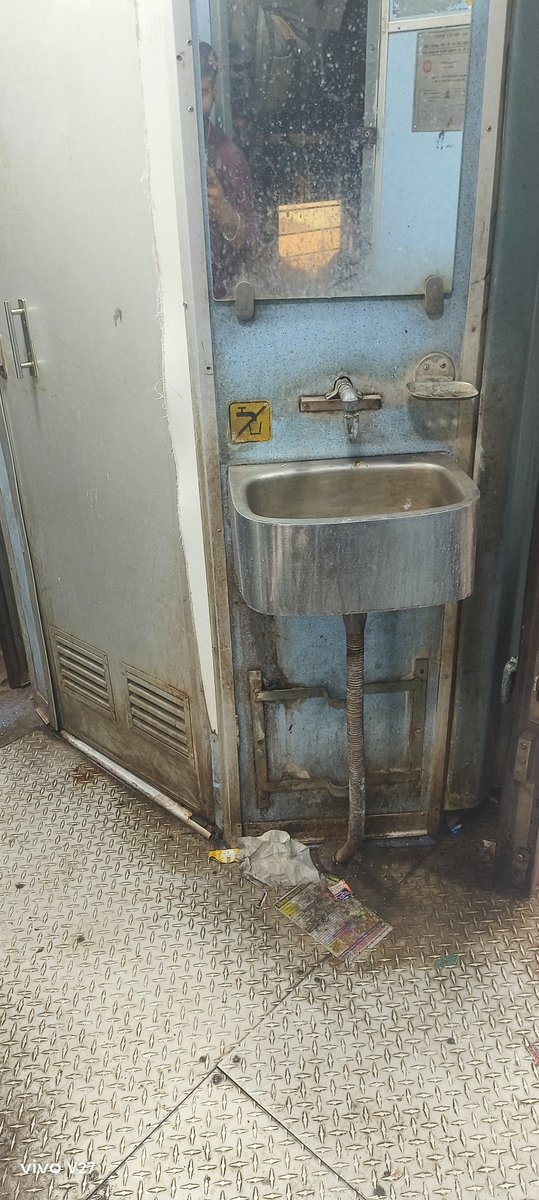 BimalRanjanSahu's tweet photo. This is the condition of the S2  coach of Samta express train no 12808. Very very disgusting. https://t.co/auVCcpic10