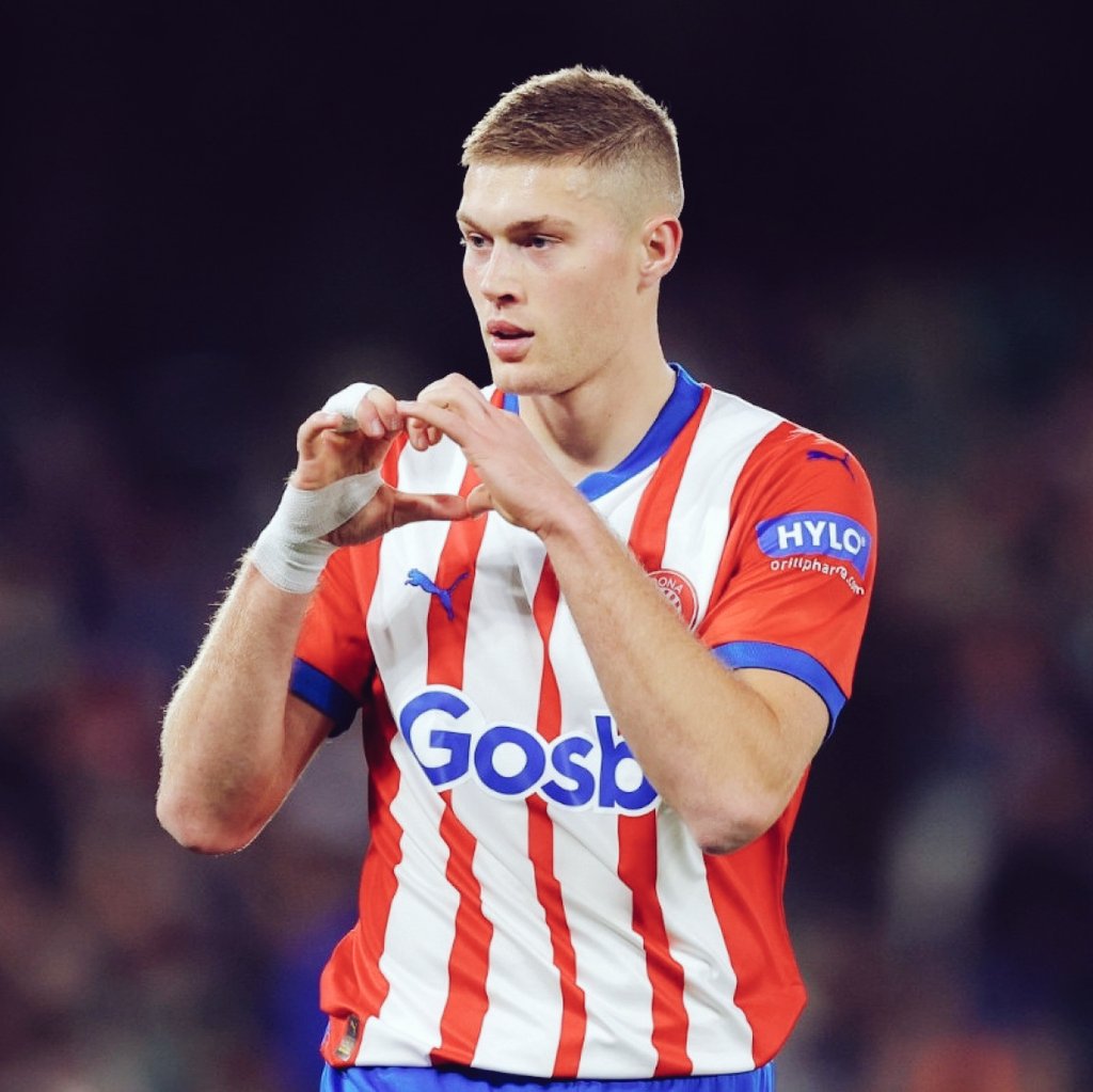 🎁 ¡𝑹𝑬𝑮𝑨𝑳𝑨𝑴𝑶𝑺 𝑼𝑵𝑨 𝑪𝑨𝑴𝑰𝑺𝑬𝑻𝑨 𝑫𝑬𝑳 𝑮𝑰𝑹𝑶𝑵𝑨! ⚪️🔴

⚽ Si DOVBYK mete gol y el GIRONA gana al Cádiz, sorteamos una camiseta entre todos los que nos sigan y den retuit. 🔄

🍀 ¡Mucha suerte a todos!