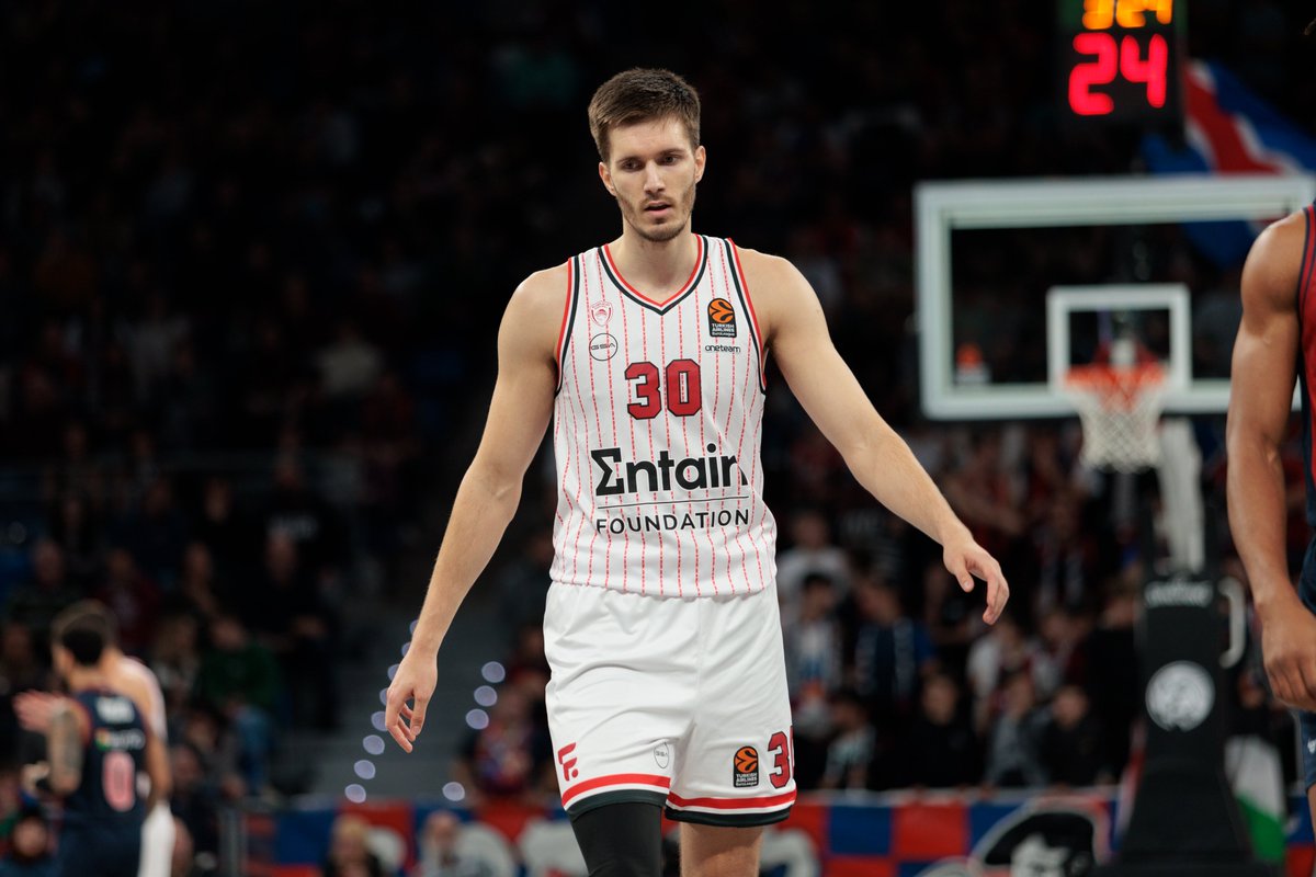 👀 Filip Petrusev: 'NBA’e gideceğim Kızılyıldız’dan önce bile belliydi, Kızılyıldız’da kesinleşti. Çünkü NBA gelişme gösterebilecek ve yüksek seviyelere çıkabilecek genç oyuncuları sürekli izliyor. Ne yazık ki, benim durumumda şartlar en iyi durumda değildi. Philadelphia 76ers