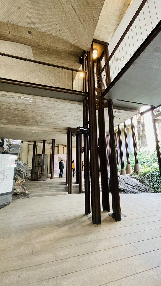 ab_FinTech's tweet image. If Jersey is ever serious about Fort Regent they could learn a lot from how Ljubljana Castle has been restored. Modern structural architecture inside and flawlessly retains the outside character