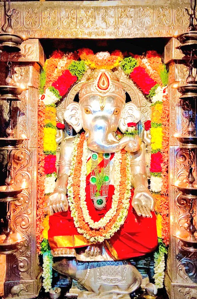 Anegudde Shri Vinayaka Kumbashi #Kundapura Today's Alankara 🙏