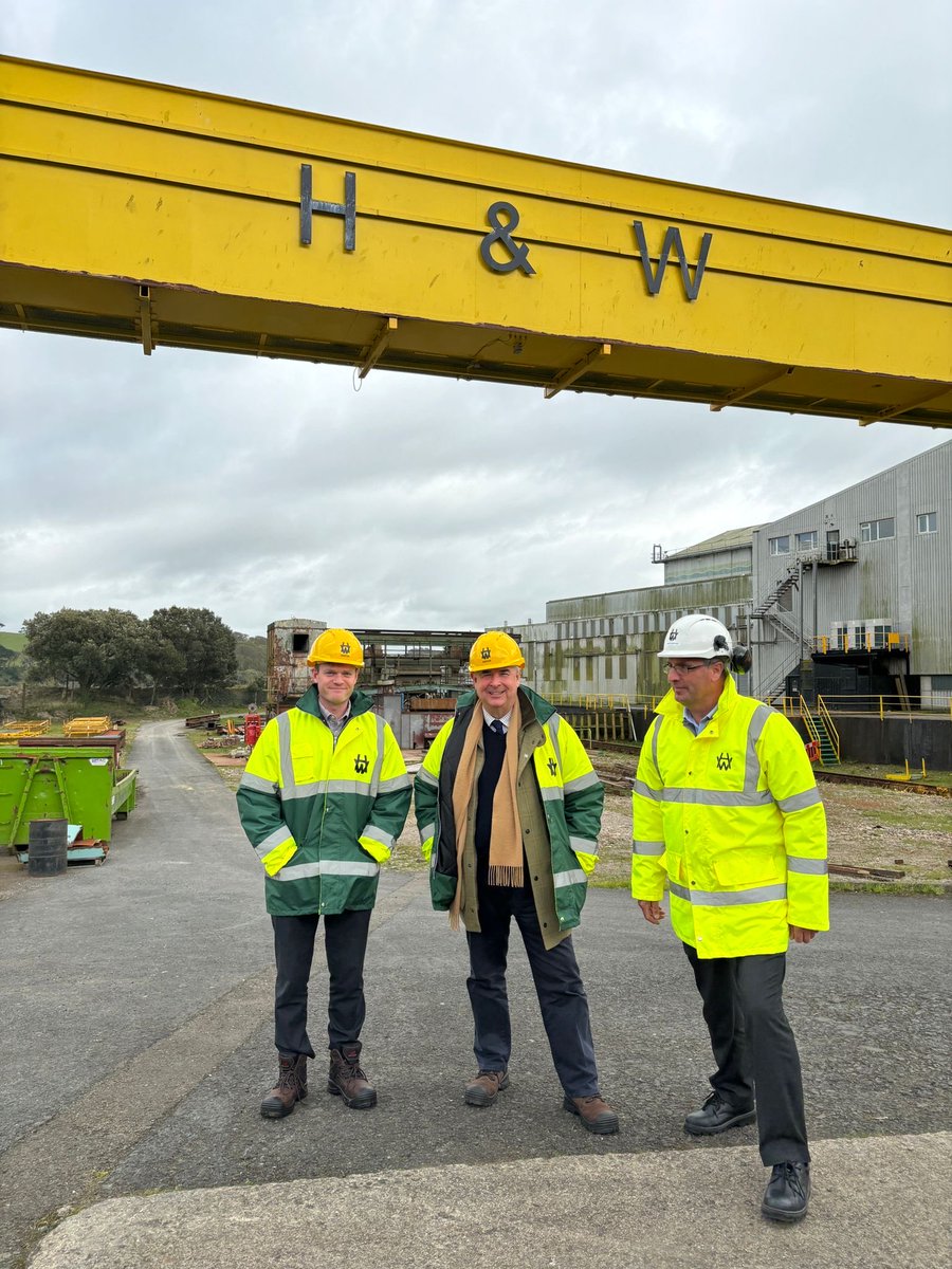 Delighted to visit the thriving Appledore Shipyard again with Harland and Wolff, meet apprentices, and discuss the bright future for the Yard soon to take on another 100+ skilled workers and reach 45 apprentices. My thanks to all. We have come a long way since 2019!