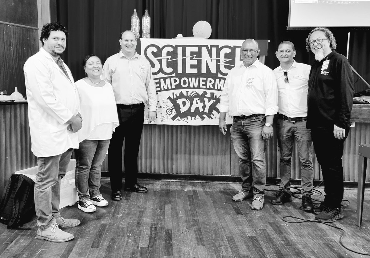 Joining forces with @shaheedhartley and the team of skatt.co.za to host the Science Empowerment Day in the Eden and Central Karoo. Investing in quality education is KEY. @NRF_SAASTA @NRF_News