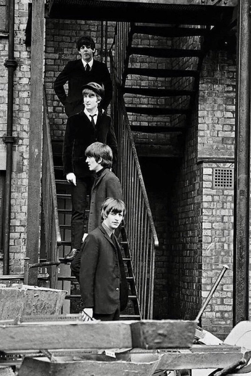 London 1964, whilst filming A Hard Day’s Night #TheBeatles #aharddaysnight #sixtiemovies #1960s #sixties #beatleslondon