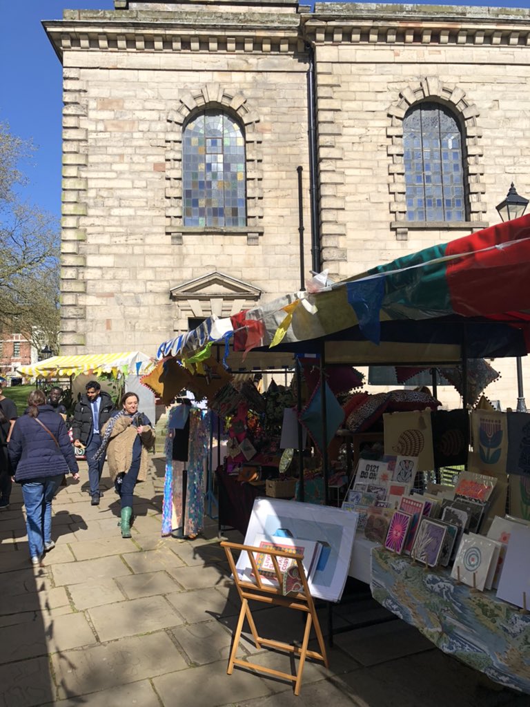 Today’s #StPaulsSquare #JewelleryQuarter #ArtisanMarket has kicked off and the sun 🌞 is shining Here from 10am - 3pm. Over 40 stalls! Come on down! #JQLife #JQEvent #JQArtisanMarket #JQFood @StPaulsChurchJQ