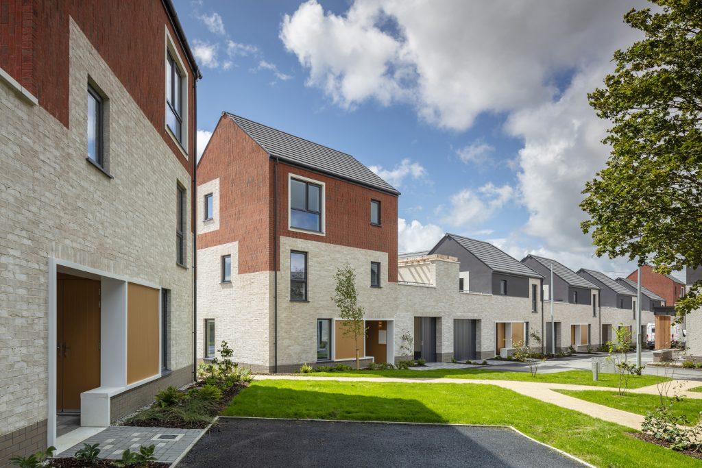 FIRST LOOK: Proctor & Matthews designs new ‘cluster’ neighbourhood in Ireland bit.ly/3UqpDfS