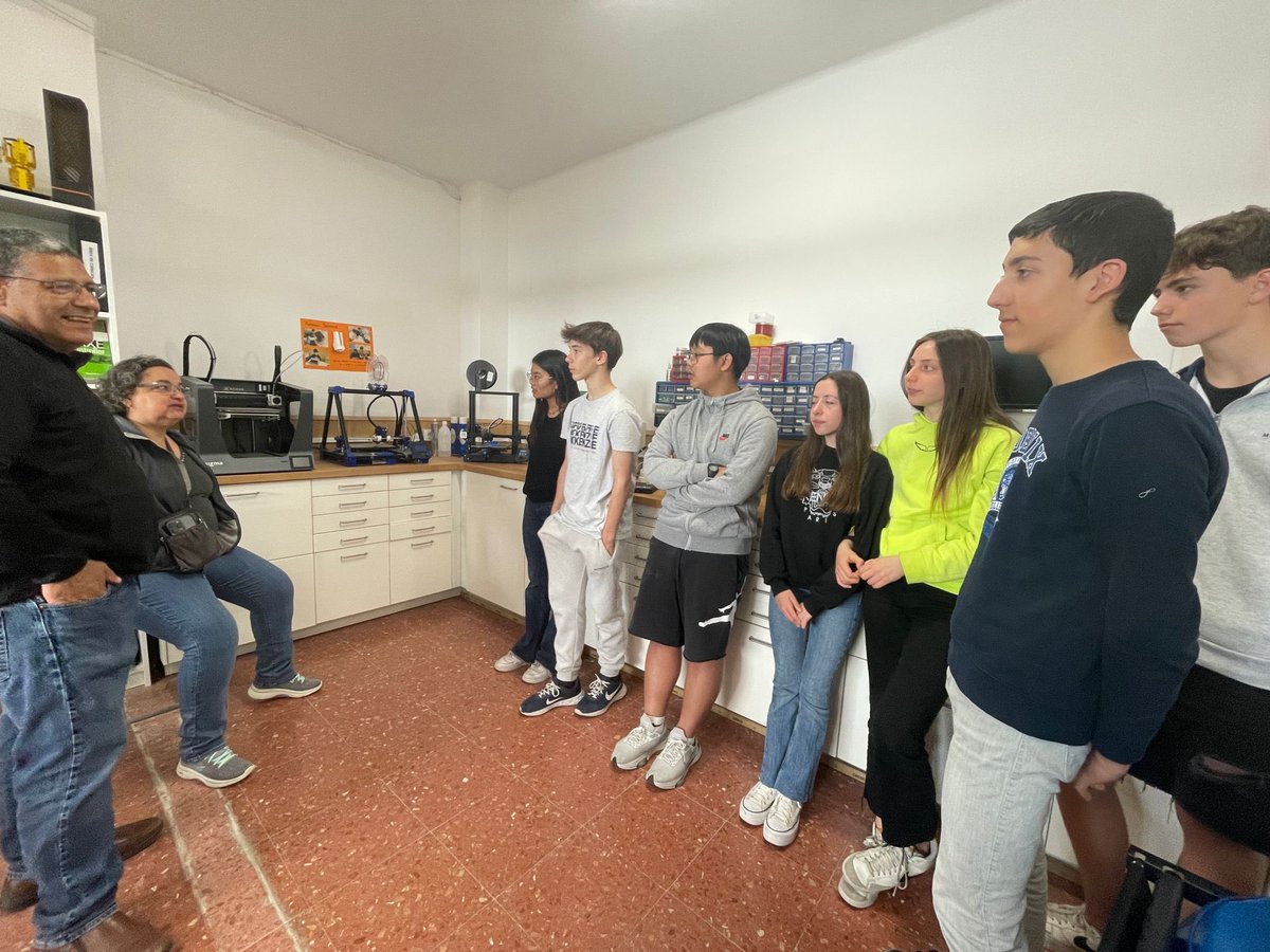 Escola Virolai tweet media