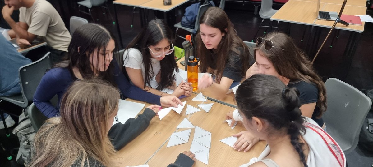 DC Economics tweet media