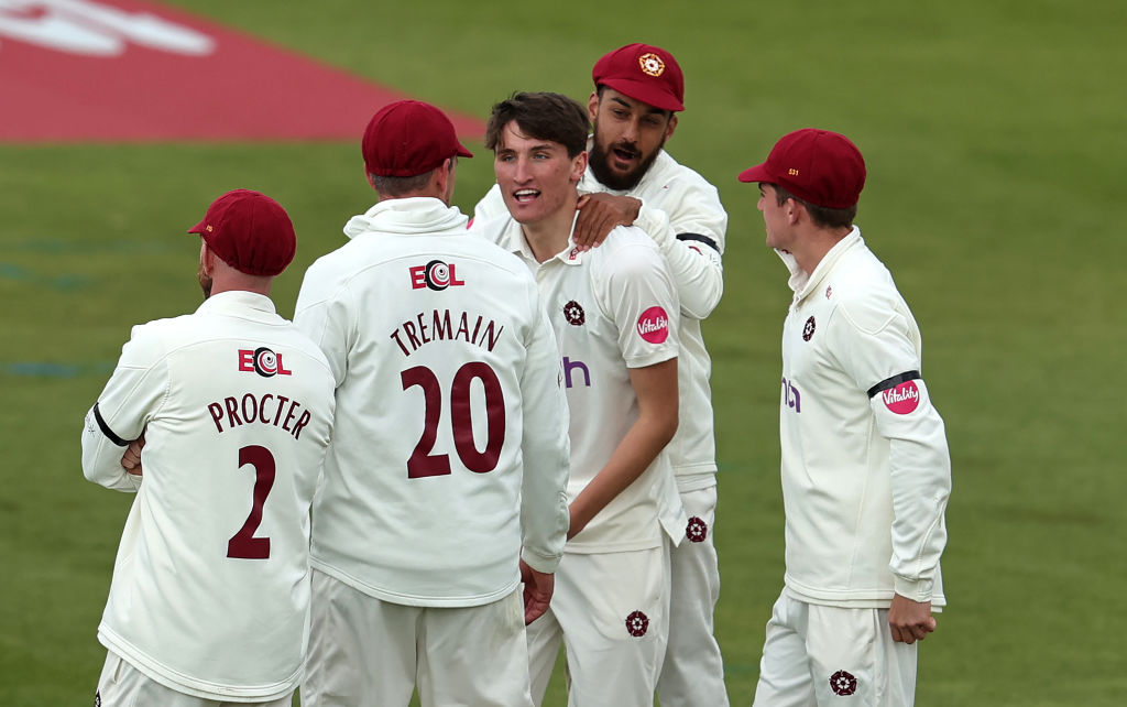 TheRealCase's tweet photo. There really is no finer sporting town... today is one of those rare days when the Cobblers, Saints and Northants will all be playing at home at the same time... fingers crossed for a win treble!!  #ntfc #saintsrugby #nccc #shoearmyx3 https://t.co/kGJYtCtbNz
