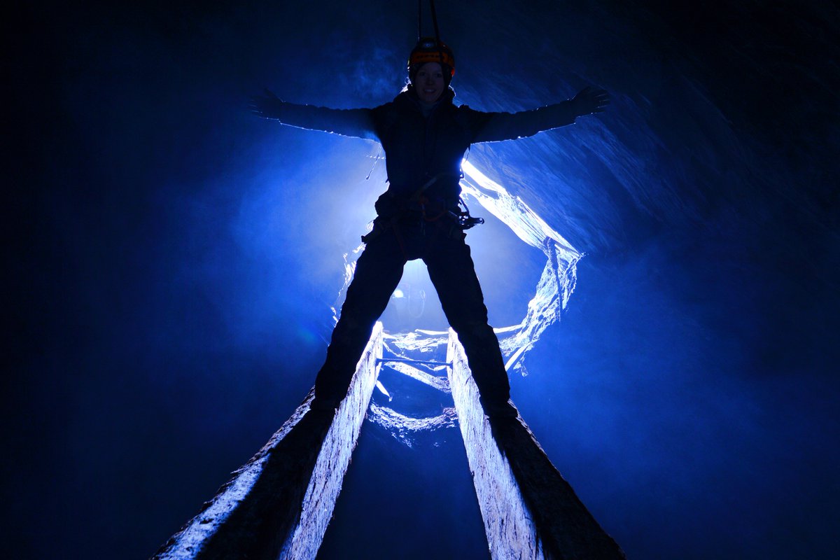 Come challenge yourself with a new experience by taking on one of our underground trips filled with thrills and information about the Welsh mines! Check our our availability: go-below.co.uk 🖤💛 #gobelow #northwales #chooseadventure