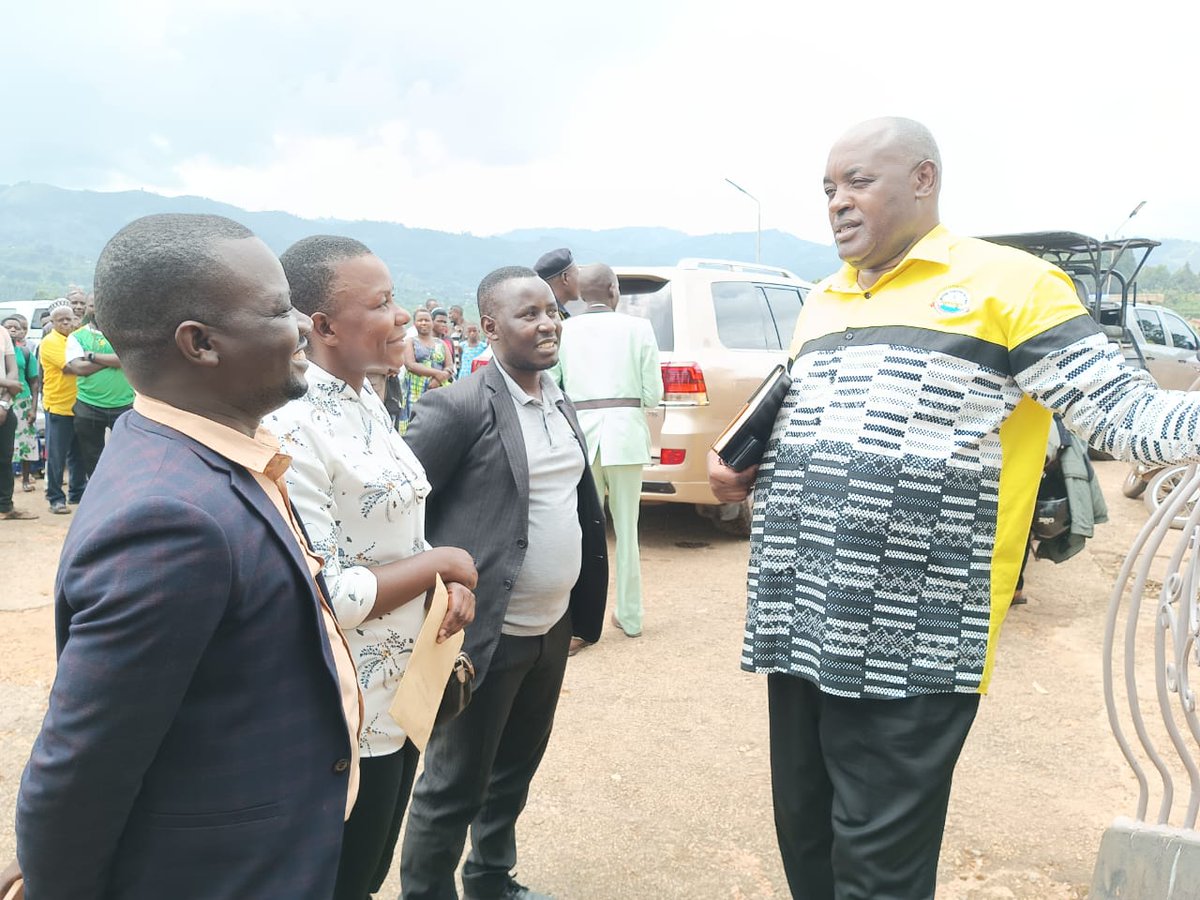 A head of World Press Freedom Day Celebrations slated for 3rd May 2024 in @KabaleDistrict, the Mobilisation team today had a fruitful engagement with Minister @CHRISBARYOMUNS1 in Kanungu District.