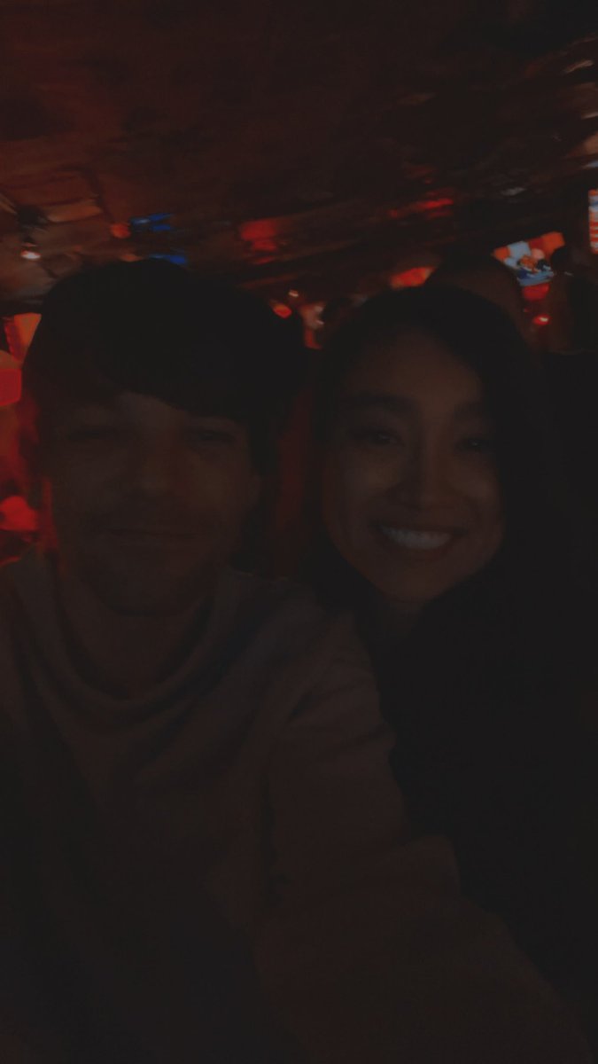 I LITERALLY JUST WANTED THE CHANCE TO SPEAK TO HIM AND EVERYTHING WAS MORE THAN I COULD’VE DREAMT FOR HE ASKED ME FOR A PHOTO LITERALLY MY IDOL AND INSPIRATION THANK YOU LOUIS THIS WAS A DREAM COME TRUE I LOVE YOU SO MUCH 😭