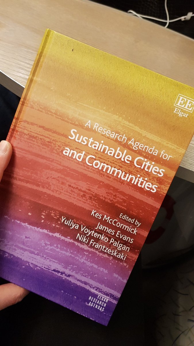 A wonderful collection to read on way home from the @naturescapes30 General Assembly. The need to rethink and move away from our technocratic solution trajectory is crystal clear, and so are the great opportunities we have for that in the context of our urban areas ...👇