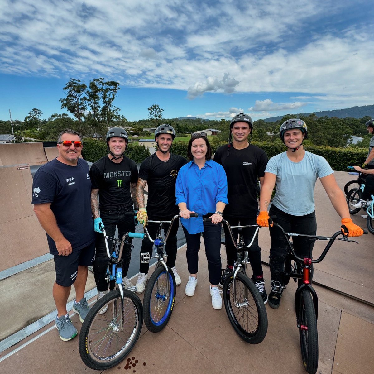 Anna Meares (@annameares) on Twitter photo Great morning hanging out and watching the skill and speed of some of our Bmx freestyle crew! Absolutely incredible to watch! Stay tuned for some great video of the day 😃 <a href="/ausolympicteam/">AUS Olympic Team</a> <a href="/auscyclingaus/">AusCycling</a> #Paris2024 #AllezAUS Great morning hanging out and watching the skill and speed of some of our Bmx freestyle crew! Absolutely incredible to watch! Stay tuned for some great video of the day 😃 <a href="/ausolympicteam/">AUS Olympic Team</a> <a href="/auscyclingaus/">AusCycling</a> #Paris2024 #AllezAUS