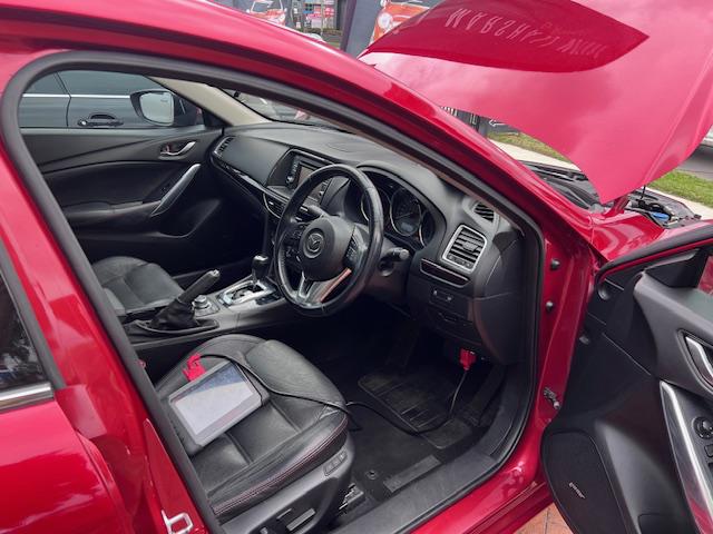 Inspection of a 2014 Mazda 6 in Auburn, NSW.

#vehicleinspection #carinspection #prepurchasecarinspection #prepurchasevehicleinspection