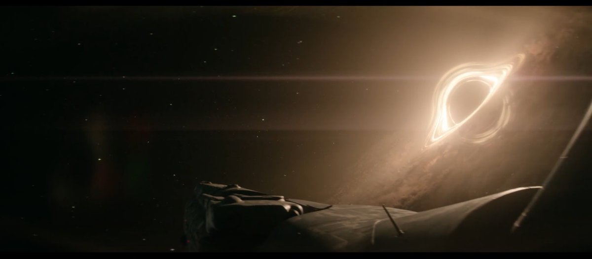 1-2. #ChristopherNolan'ın #Interstellar (2014) filmindeki dev karadelik #Gargantua.
3. Aynı karadelik #ZackSnyder'ın #RebelMoonTheScargiver'da (2024) tekrar karşımıza çıkıyor.