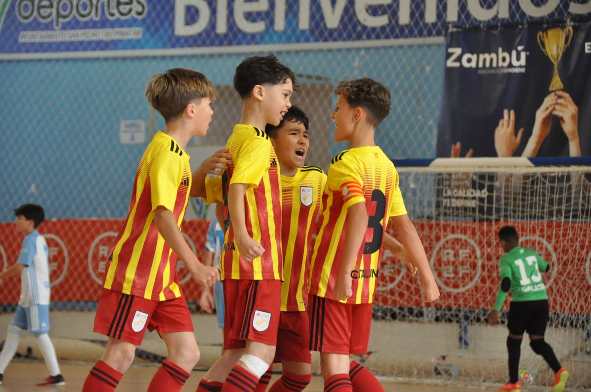 FutSalRFEF's tweet photo. 𝗙𝗶𝗻𝗮𝗹 𝗱𝗲𝗹 𝗖𝗮𝗺𝗽𝗲𝗼𝗻𝗮𝘁𝗼 𝗱𝗲 𝗘𝘀𝗽𝗮𝗻̃𝗮 𝘀𝘂𝗯-𝟭𝟮:

✅ ¡DEFINIDA! 

@FCF_CAT 🆚 @RFAF
📆 Domingo 21 de abril.
⌚ 10:30.

▶️ ¡Revive las semifinales!: https://t.co/E5LtHvtdvl https://t.co/nVdd17DCSE