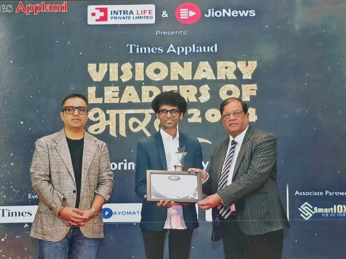 Uppal Shah & Hemant Shah of JK Group, creators of ChiniMandi, AgriMandi, eBuySugar, BioEnergy Times, Aawaz.com, JK Sugars, acclaimed as 'Visionary Leaders of Bharat 2024' by JioNews and Times Applaud, with Ashneer Grover as Chief Guest, in New Delhi on April 20th.