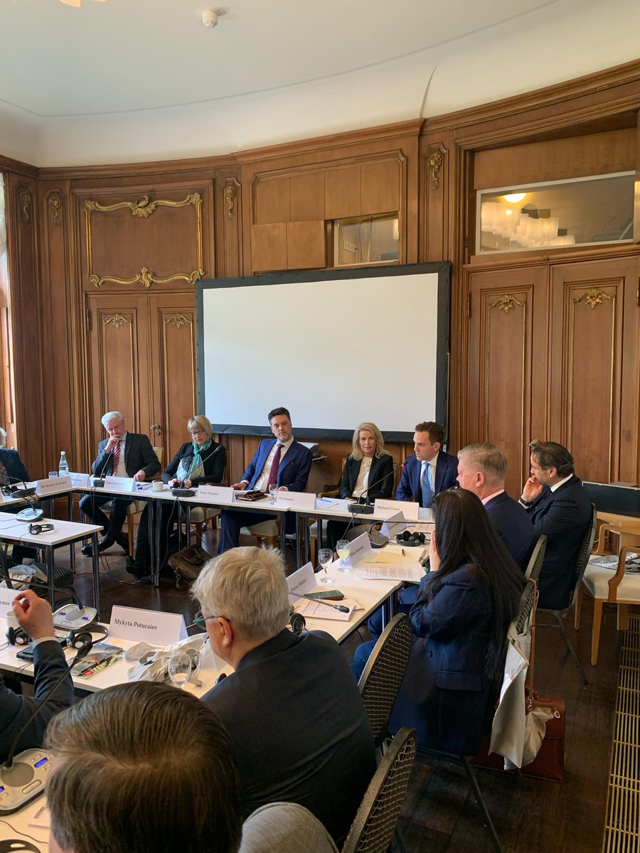 Parliamentarians are meeting on the outskirts of Berlin for informal talks exploring #OSCE's role in addressing challenges in the region. #Ukraine, #Baltic region and #SouthCaucasus are in focus.