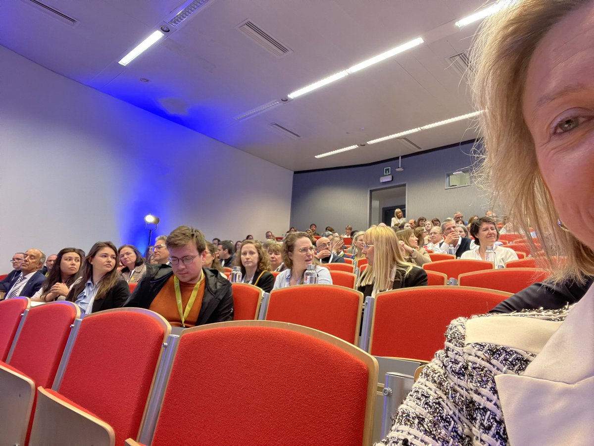 Elisabeth De Waele (@elisabethwaele) on Twitter photo ‘metabole Heelkunde is succesvol ook na 30jaar.👍 Dr. Dillemans geeft indrukwekkende cijfers.
lichaamscontouring heelkunde zorgt ervoor dat mensen beter op gewicht blijven en kwaliteit van leven is veel belangrijker dan de 4m littekens. Zeer interessant <a href="/drhoog/">Maarten Hoogbergen</a> <a href="/MedischeWereld/">Medische Wereld</a> ‘metabole Heelkunde is succesvol ook na 30jaar.👍 Dr. Dillemans geeft indrukwekkende cijfers.
lichaamscontouring heelkunde zorgt ervoor dat mensen beter op gewicht blijven en kwaliteit van leven is veel belangrijker dan de 4m littekens. Zeer interessant <a href="/drhoog/">Maarten Hoogbergen</a> <a href="/MedischeWereld/">Medische Wereld</a>