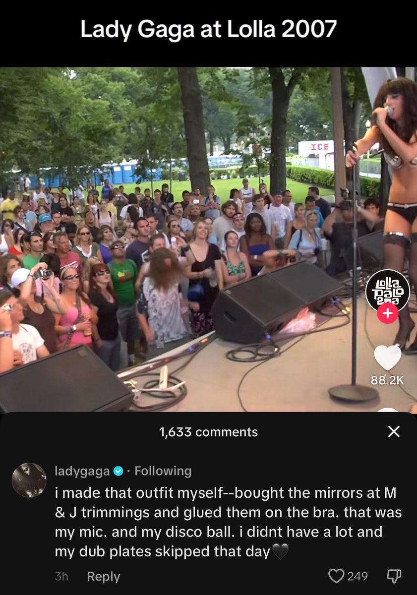 ladygaganownet's tweet photo. Lady Gaga left a comment under an old video of her first performance at Lollapalooza. https://t.co/5nduHOsaRf