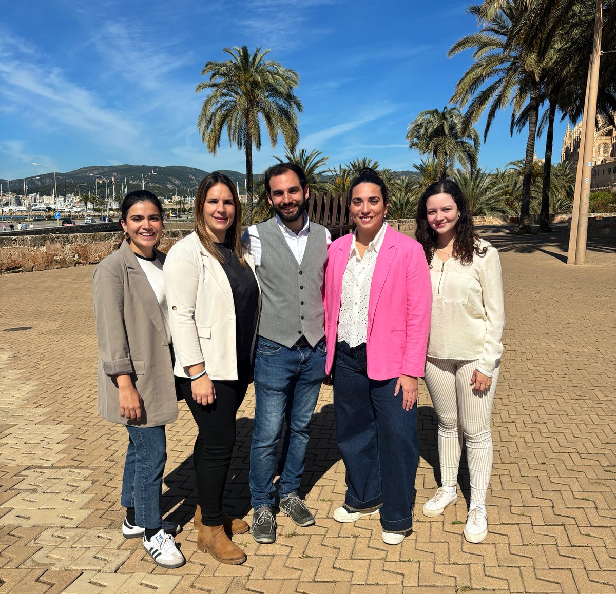 ElPi_IB's tweet photo. 🟢 @Prunes_i_Moya és el candidat d’El Pi a les Eleccions Europees del 9 de juny.

🫱🏻‍🫲🏽 Prunés ve de @jxilles i serà la primera vegada que és candidat.

#SomElPi
#SomIlles https://t.co/lwMP9WQQtP