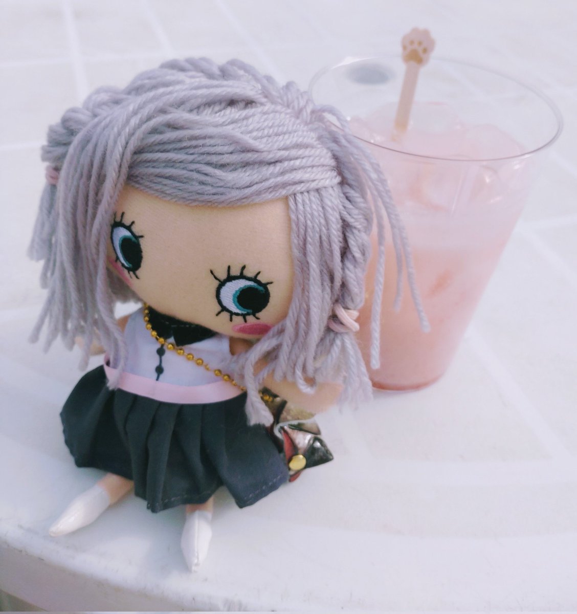 postino_3's tweet photo. ドッグカフェでビーマリーちゃんのお写真を撮りました🐕ワンちゃん用のメニューもありました🐾かわいいわんちゃん連れのお客さんがいらしてました　#ビーマリー　#ハッピードール　#ドッグカフェ　#マドラー https://t.co/TwsLJHYJb2