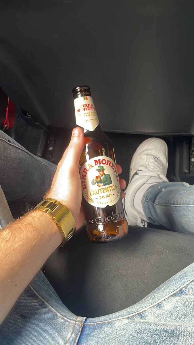 mosssyyy's tweet image. Happy Wembley day, uppa chels en #celery