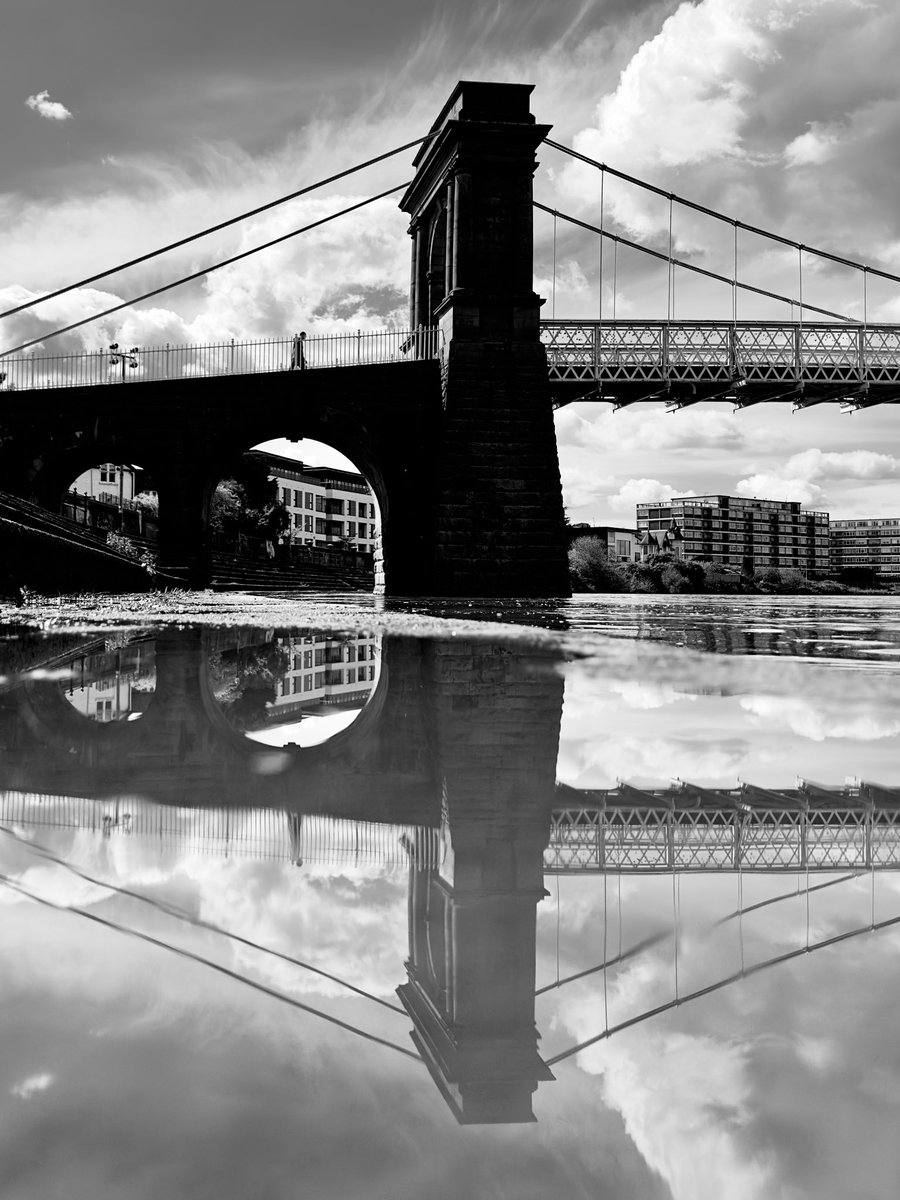 Under And Over.

#ShotoniPhone #StreetPhotography #street #ssicollaborative #monochrome #filmnoir #bridge #reflection #silhouette #riverside #blackandwhite #bnw #Nottingham #lovenotts