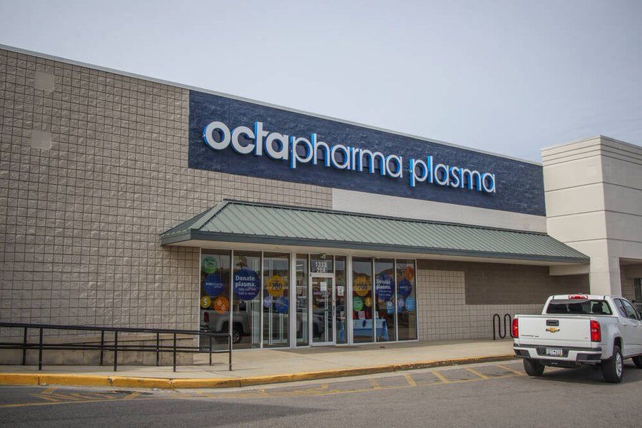 #CyberAttack Alert

#USA: Ransomware feared as IT 'issues' force Octapharma Plasma to close 150+ centers.

Source blames BlackSuit infection.

#Ransomware