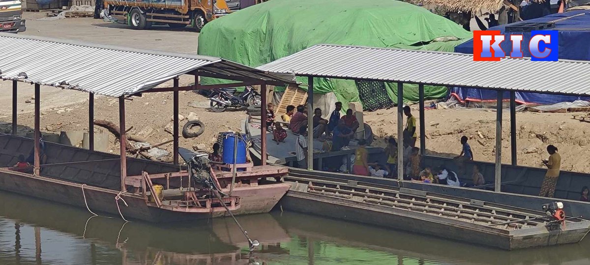 KIC_NewsCompany's tweet photo. မြဝတီ တိုက်ပွဲဖြစ်စဉ်အတွင်း စစ်ကောင်စီတပ်လေကြောင်းတိုက်ခိုက်မှုကြောင့် အရပ်သား ထိခိုက်သေဆုံး၊ ဒဏ်ရာရသူများရှိနေ https://t.co/f74Mu5mQTEမြဝတီ-တိုက်ပွဲဖြစ်စဉ်အတ/ https://t.co/NyfJnby90v