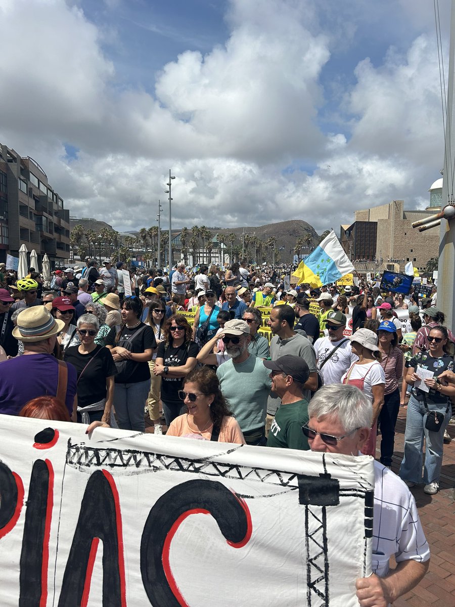 Somos una tierra amable y de acogida siempre, pero orgullosa defensora de su riqueza y que hace frente a la desigualdad. Por una Canarias justa y sostenible #CanariasTieneUnLimite