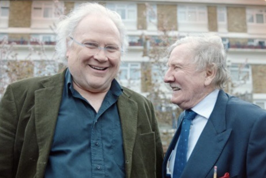 Leslie Phillips was delighted with his #DoctorWho connections.
I was thrilled when he agreed to play my time-meddling baddie Dr. Knox for @bigfinish which pitted him against Colin Baker - here during the recording of ‘Medicinal Purposes’.
#ComedyHistorian #LesliePhillips100