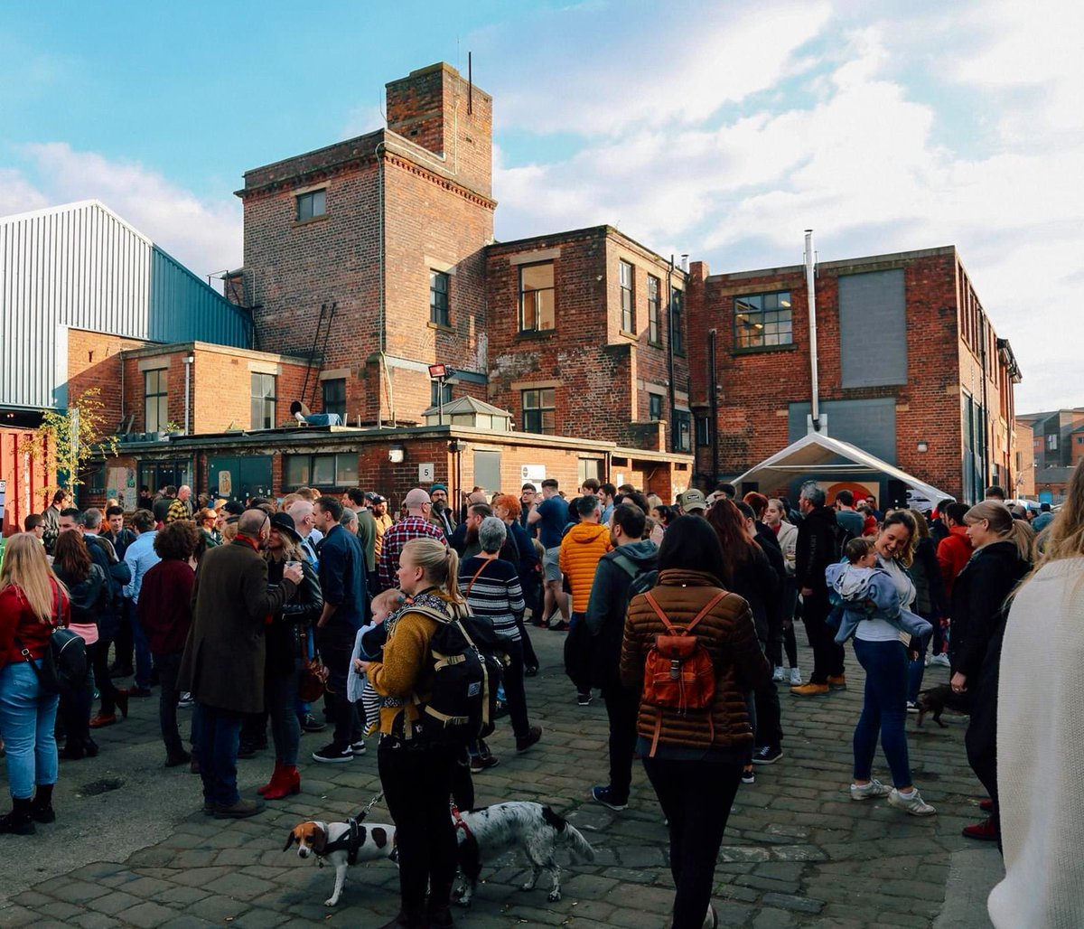There are LOADS of great market events happening in #Sheffield over coming weeks! For starters, there’s two tomorrow (Sunday 21 April) with the return of Sharrow Vale Market @ValeSharrow and the April edition of @pollenmarket. See the full rundown of upcoming events:…