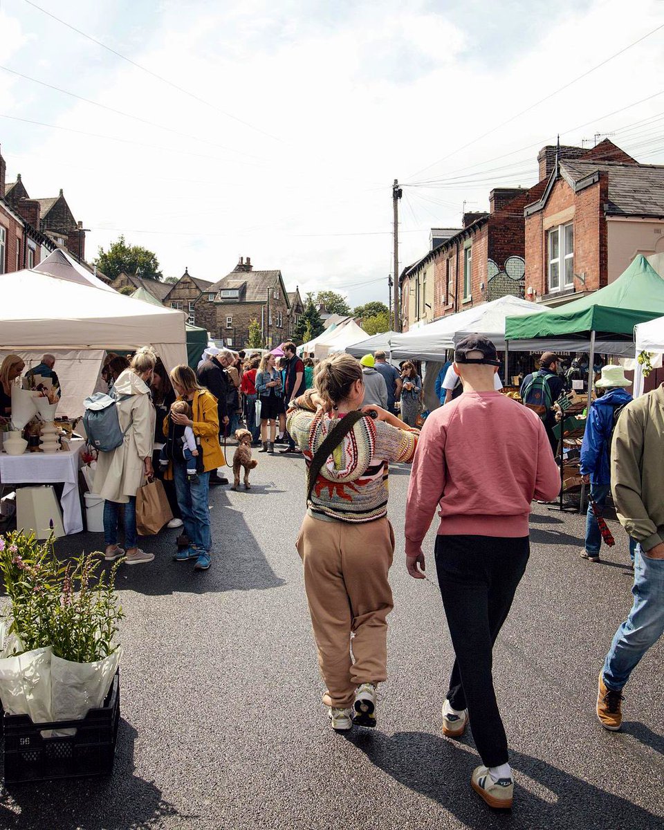 VisitSheffield's tweet photo. There are LOADS of great market events happening in #Sheffield over coming weeks!

For starters, there’s two tomorrow (Sunday 21 April) with the return of Sharrow Vale Market @ValeSharrow and the April edition of @pollenmarket.

See the full rundown of upcoming events:
https://t.co/SyL8QqdLFc
