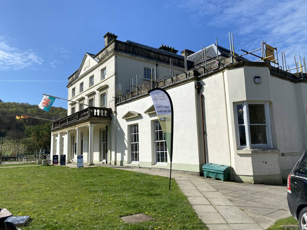 Diolch i Mach Maethlon am y gwahoddiad i'w Ffair Wanwyn heddiw. Byddwn yn y Plas ym Machynlleth tan 3pm, yng nghwmni prosiectau bwyd lleol ysbrydoledig. Dewch i siarad â thîm garddio CyDA i gael cyngor ynghylch tyfu, neu i gael gwybod mwy am ein gwaith.