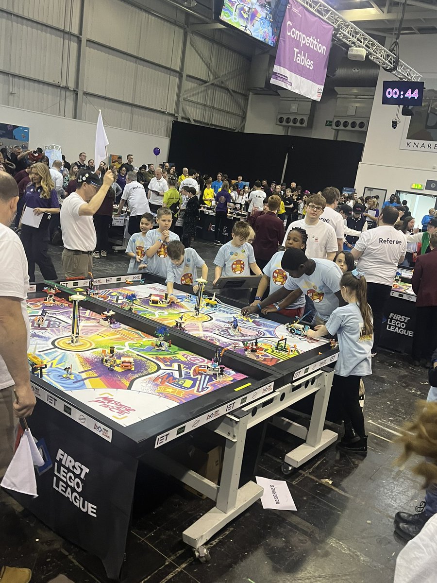 Robot Game round 2 will begin at 11.15am. Good luck to all the teams competing! 🤩 #FLLUK #FLLMASTERPIECEUK
