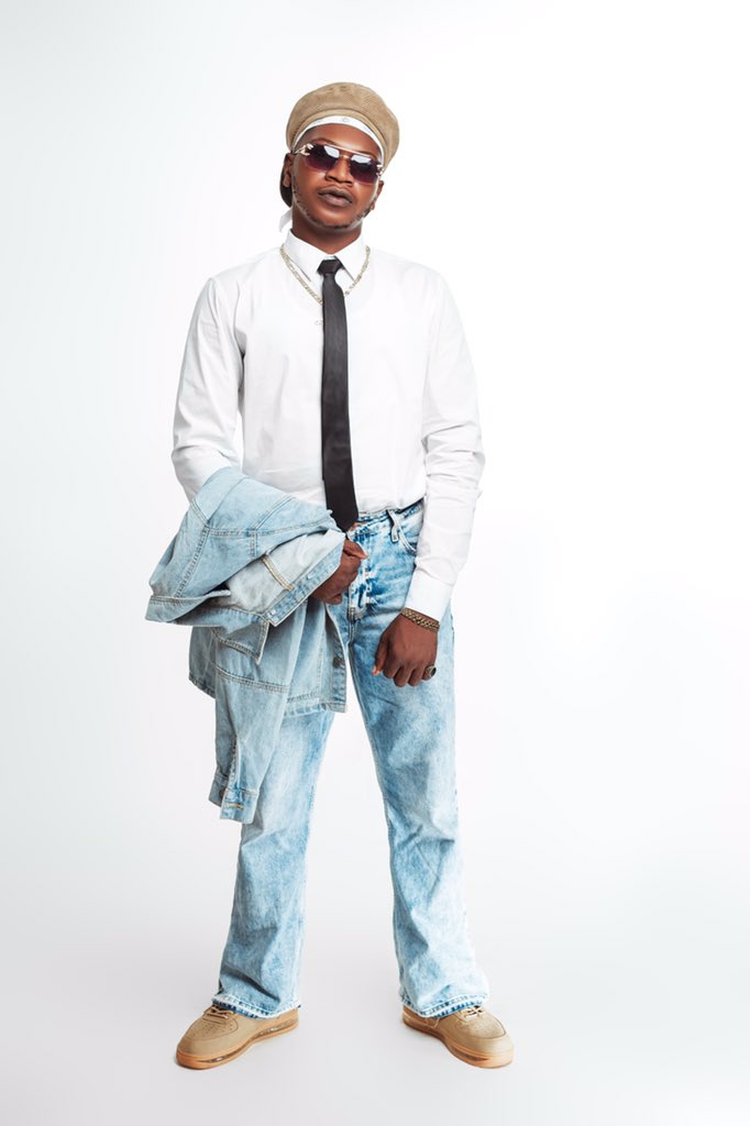 Roberthud09's tweet photo. Say good things about your life and they shall come to pass 🕊.
New jam in town #Grammy please stream , like and share 🙏

👇🏾
Audio Mack :♟ https://t.co/T3IQlOx9i9 

Please watch lyrics Video with the link .👇🏾
YouTube:♟https://t.co/QVohKX2Il8

Please help share 🤍🤍🤍🙏 https://t.co/rq0OTi4LEg