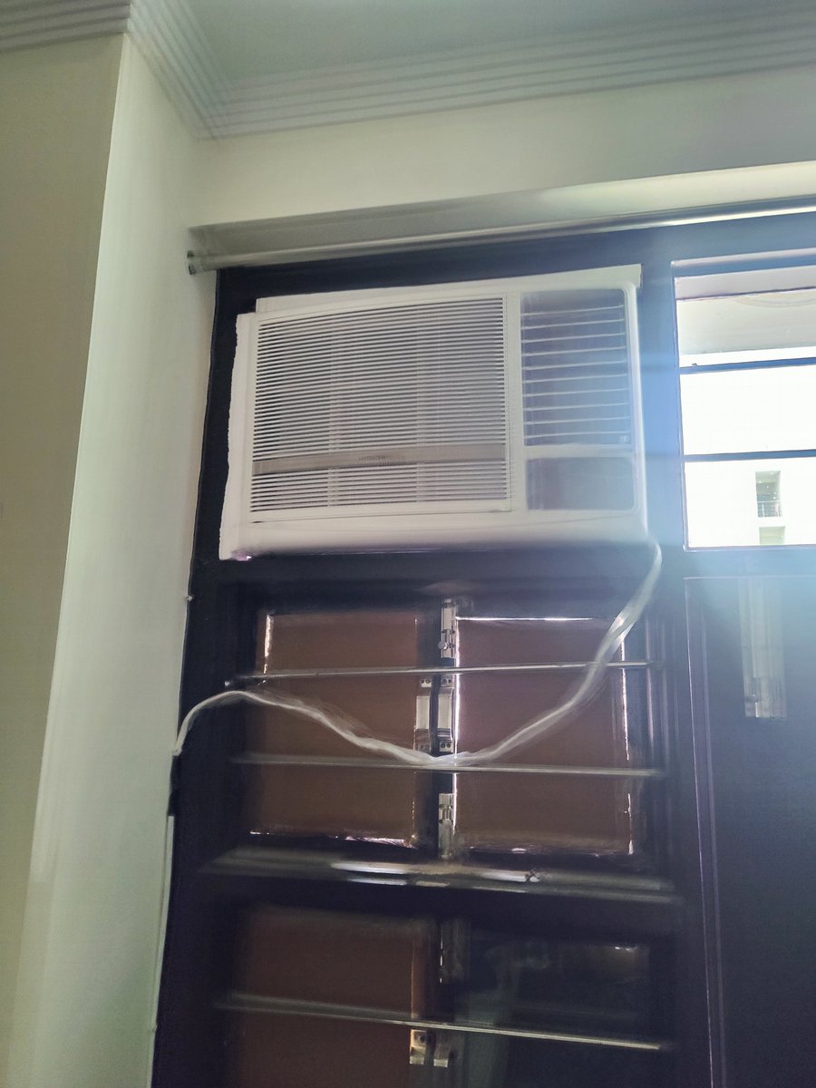 Bought an AC 20 days ago..Stopped working in 2 days after installation..Now amazon agreed for return but i have to pack it.. i wasted money on installation(No refund) now need to waste in uninstall(no support from amazon).. very pathetic service.. <a href="/Hitachi/">Hitachi</a> <a href="/amazonIN/">Amazon India</a>